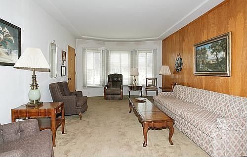 2nd image of 35 Navajo Ave