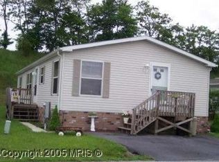 16116 McGregor Dr, Hagerstown, MD 21740