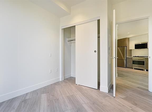 5th image of 3420 Saint Catherines St #302