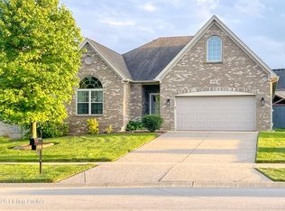 11712 English Meadow Dr, Louisville, KY 40229
