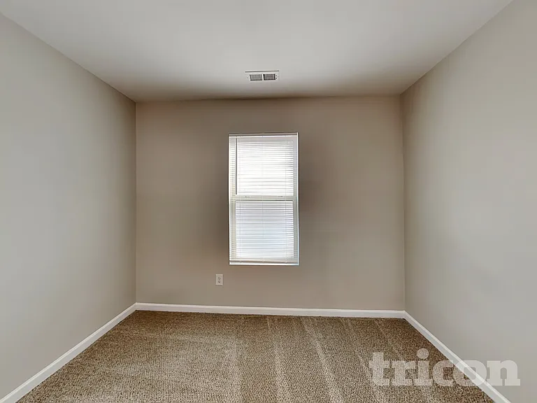 931 Rook Rd — Photo 14