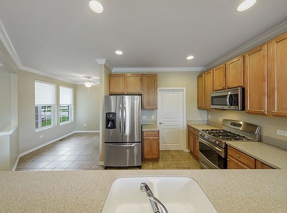 2nd image of 3270 Rockwell Cir