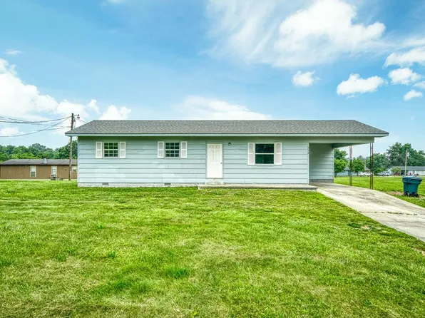 213 Myrtle Ave, Crossville, TN 38555