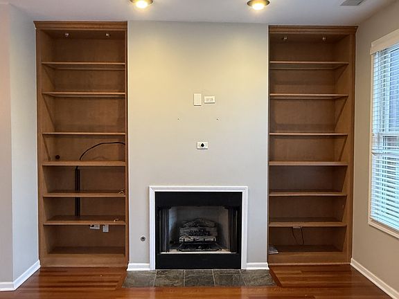 4th image of 1000 N Crosby St