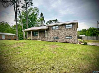 1101 6th Pl NE, Arab, AL 35016