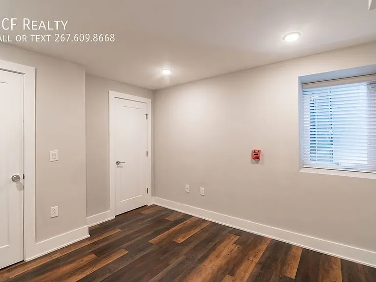 711 N 16th St #1 — Photo 27