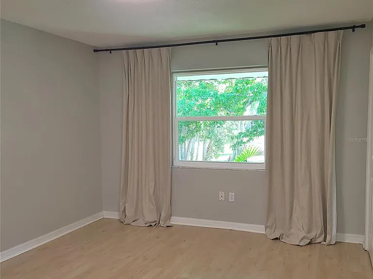 924 La Costa Cir #4 — Photo 10