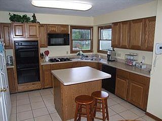 3rd image of 339 Woodbridge Gln