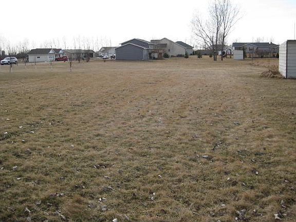 5th image of Xxxxx Poplar Ave