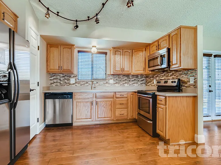 2674 Deliverance Dr — Photo 6