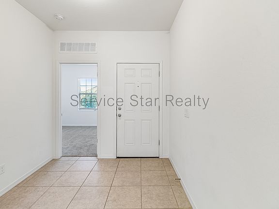 4th image of 2369 E Alonso Dr