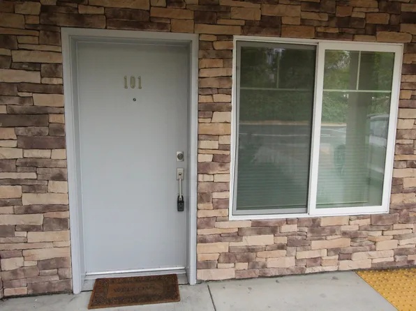 1811 Woodside Rd APT 101, Redwood City, CA 94061