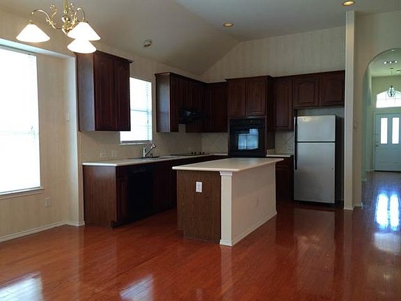 4th image of 2609 Gull Lake Dr