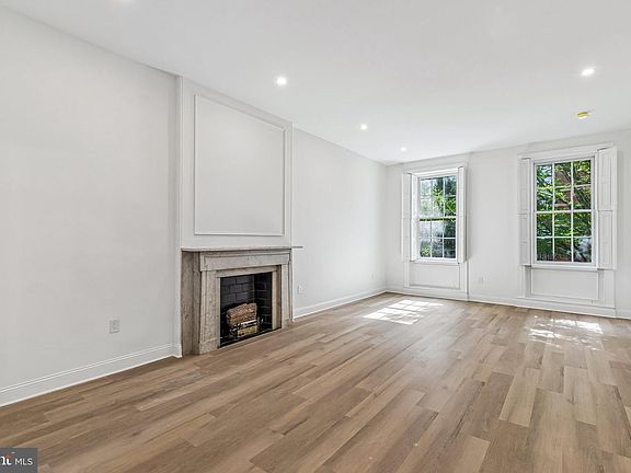 2nd image of 344 S 15th St #2
