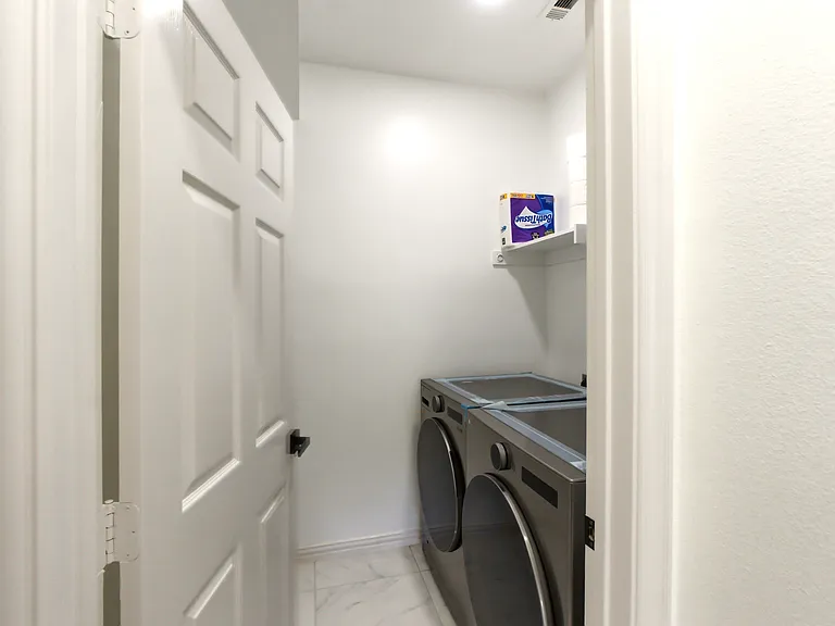 5001 Spicewood Dr — Photo 19