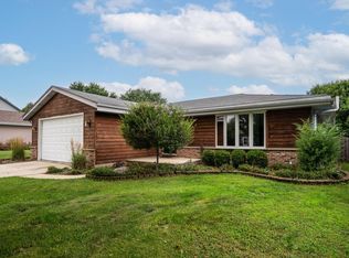 5816 83rd St, Kenosha, WI 53142