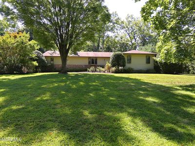 10 Farmedge Lane, Tinton Falls, NJ, 07724