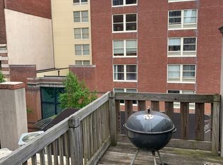 1203 Locust St APT 3F, Philadelphia, PA 19107