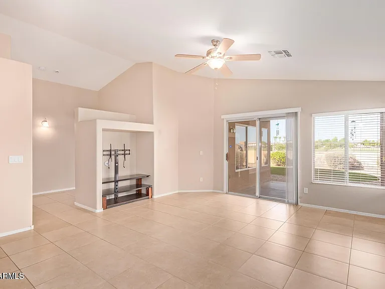 3570 S Moccasin Trl — Photo 6