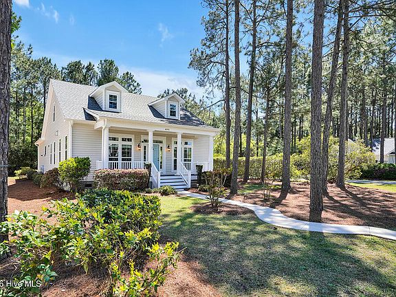 2nd image of 4095 Country Garden Lane
