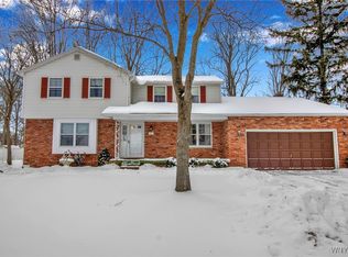 20 Greenfield St, Orchard Park, NY 14127