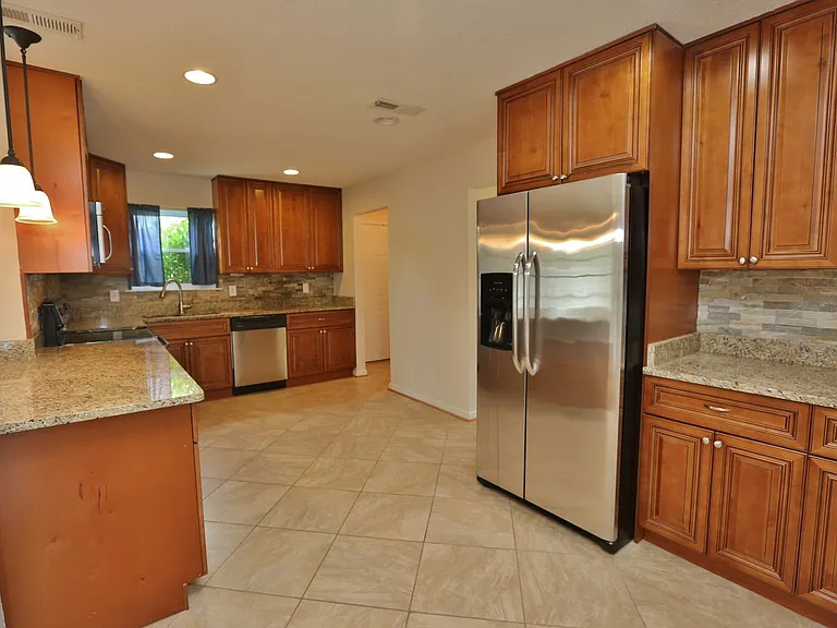 1012 Antioch Cir — Photo 5