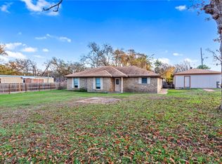 853 7th St, Somerville, TX 77879