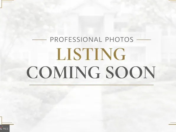 9552 Cannoneer Ct APT 201, Manassas, VA 20110