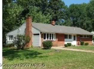 5818 Atteentee Rd, Springfield, VA 22150