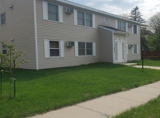 400 27th St NE #2, Rochester, MN 55906