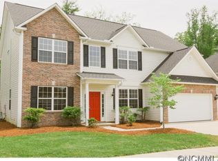 37 Wildbriar Rd, Fletcher, NC 28732