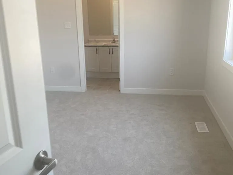 22 Bird St — Photo 4