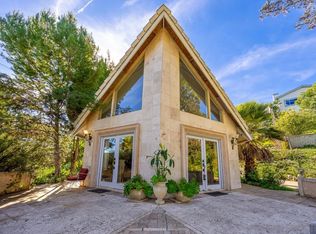 5628 Desert View Dr, La Jolla, CA 92037