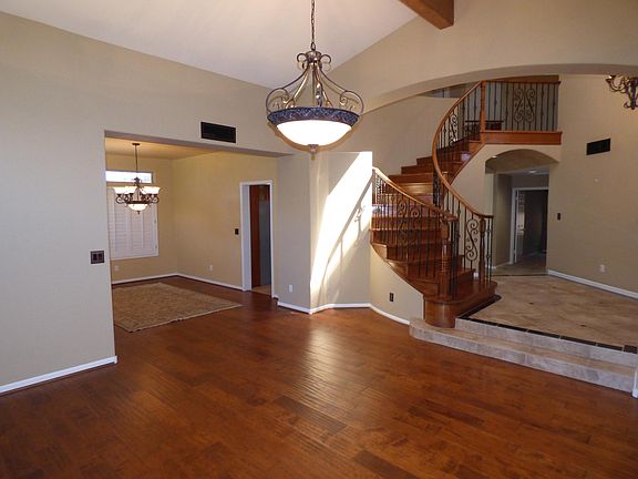 4th image of 1813 E Salt Sage Dr