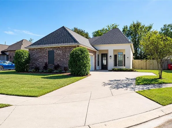39345 Waycross Ave, Prairieville, LA 70769