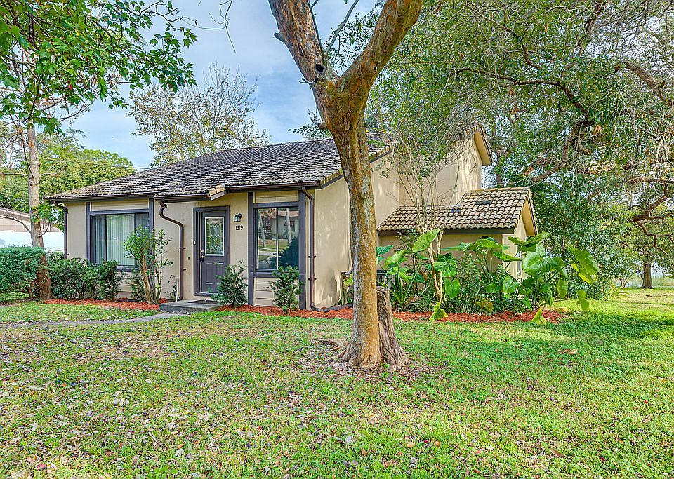1st image of 1319 W Hartley Cir