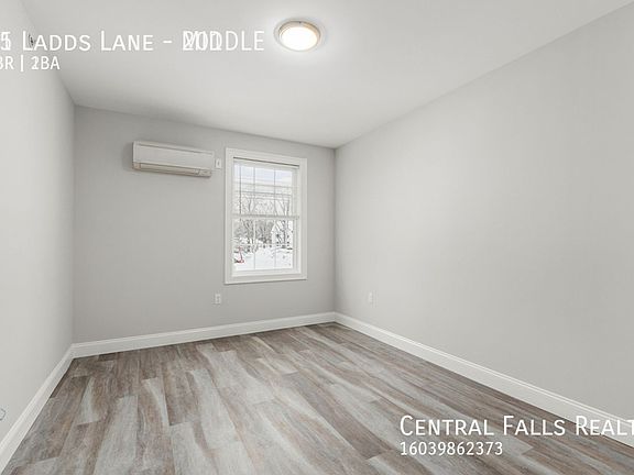4th image of 35 Ladds Ln #202