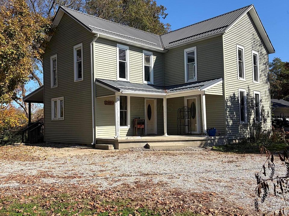 1st image of 23515 Coshocton Rd