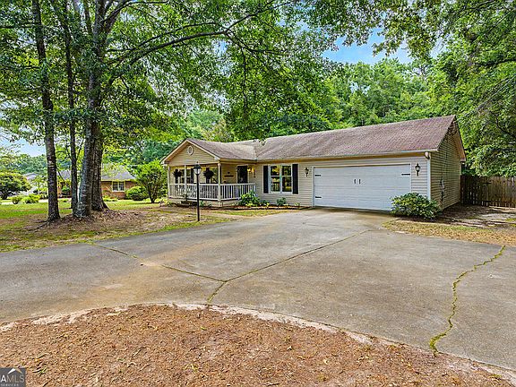 3rd image of 280 Manley Rd