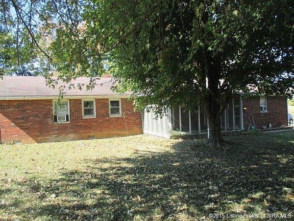 5th image of 100 Lakeview Dr