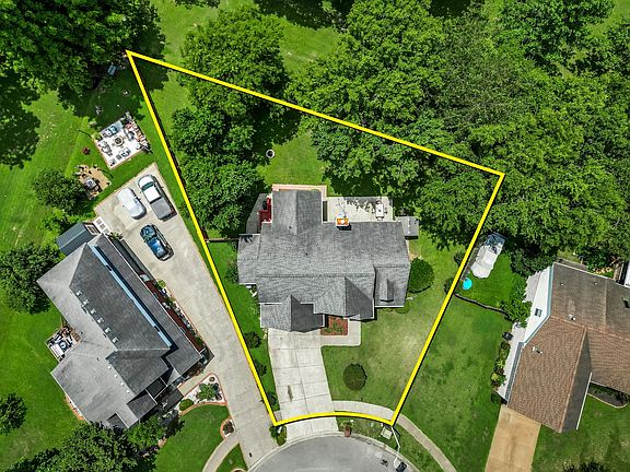 5th image of 3186 Jenkins Dr