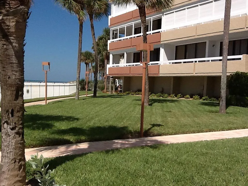 2 bed, 1165 sqft, $3,900 — Photo 4
