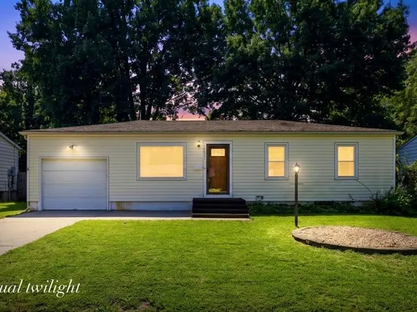 16007 E 17th St S, Independence, MO 64050