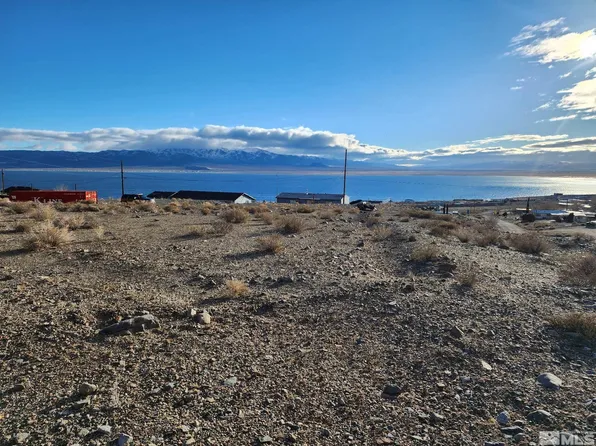 571 W Cottonwood Dr, Walker Lake, NV 89415