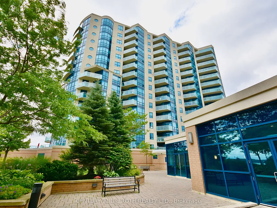 37 Ellen St #Penthouse 11