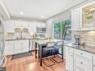 2551 Fox Ridge Ct, Woodbridge, VA 22192