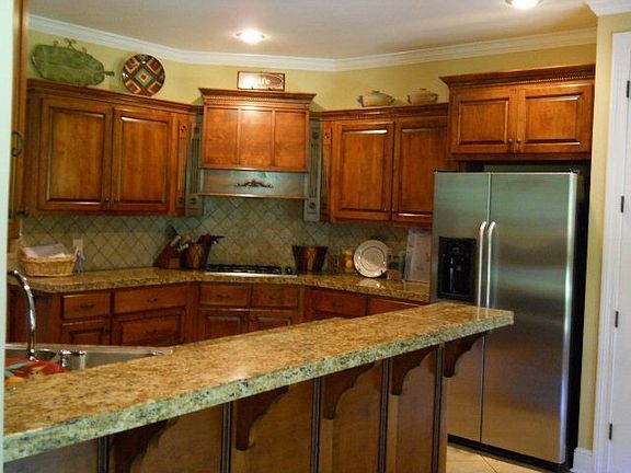 4th image of 1102 Creek Valley Cv