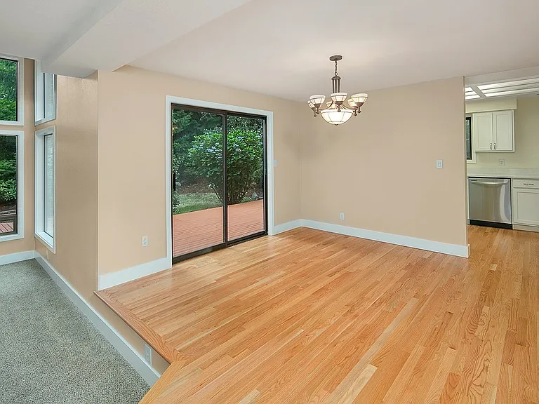 11704 NE 73rd St — Photo 5