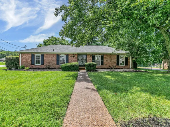 749 Baugh Rd, Nashville, TN 37221