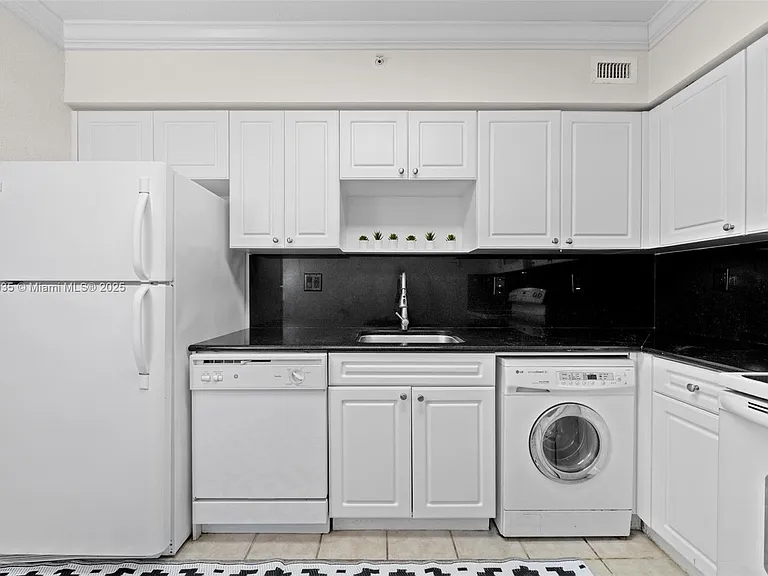 2501 S Ocean Dr #39 PENTHOUSE — Photo 17